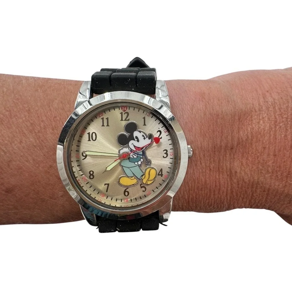 Disney Mickey Mouse Watch Accutime Heart Second Hand Black Band MK1111 Working